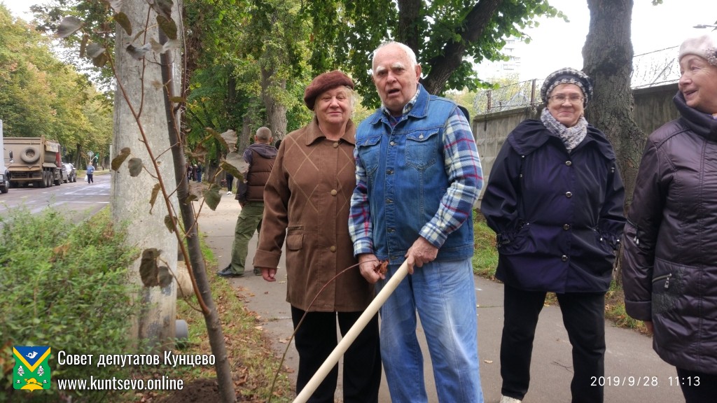 Депутаты организовали и приняли участие в субботнике в Рублёво 0